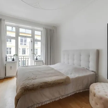 Attraktiv På østerbro Lejlighed *
