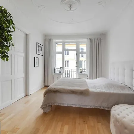 Attraktiv Pa Osterbro Apartament Kopenhaga