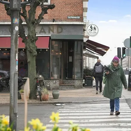 Attraktiv Pa Osterbro * København