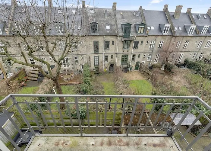 Attraktiv Pa Osterbro *